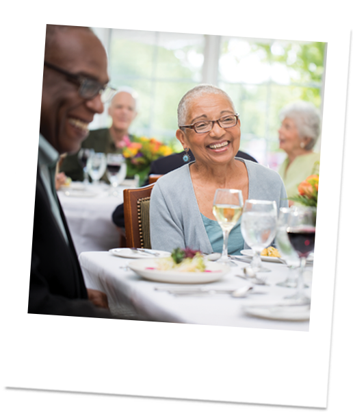IL resident dining